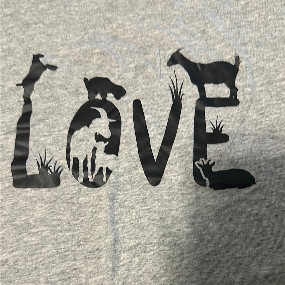 Universal Thread Gray Love Graphic Tee - Picture 2 of 3